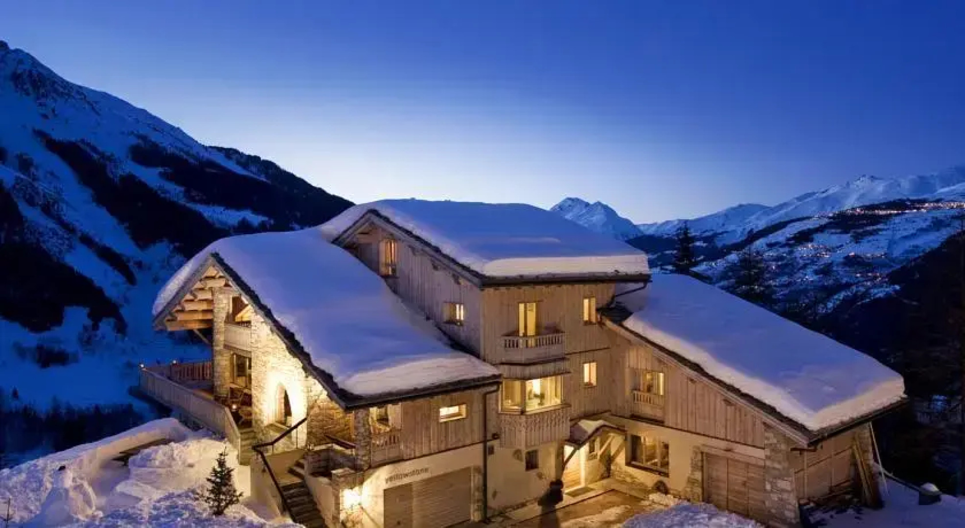 Yellowstone Ski Lodge