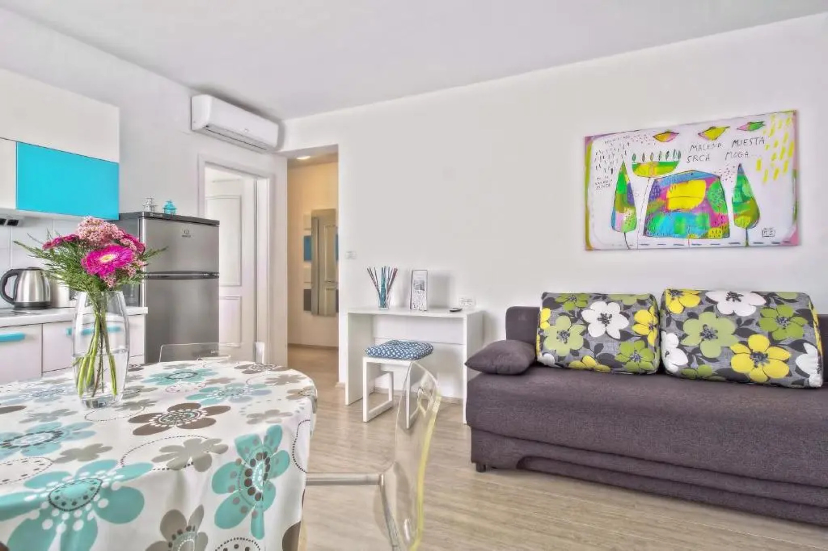 Apartments Punta by Sea