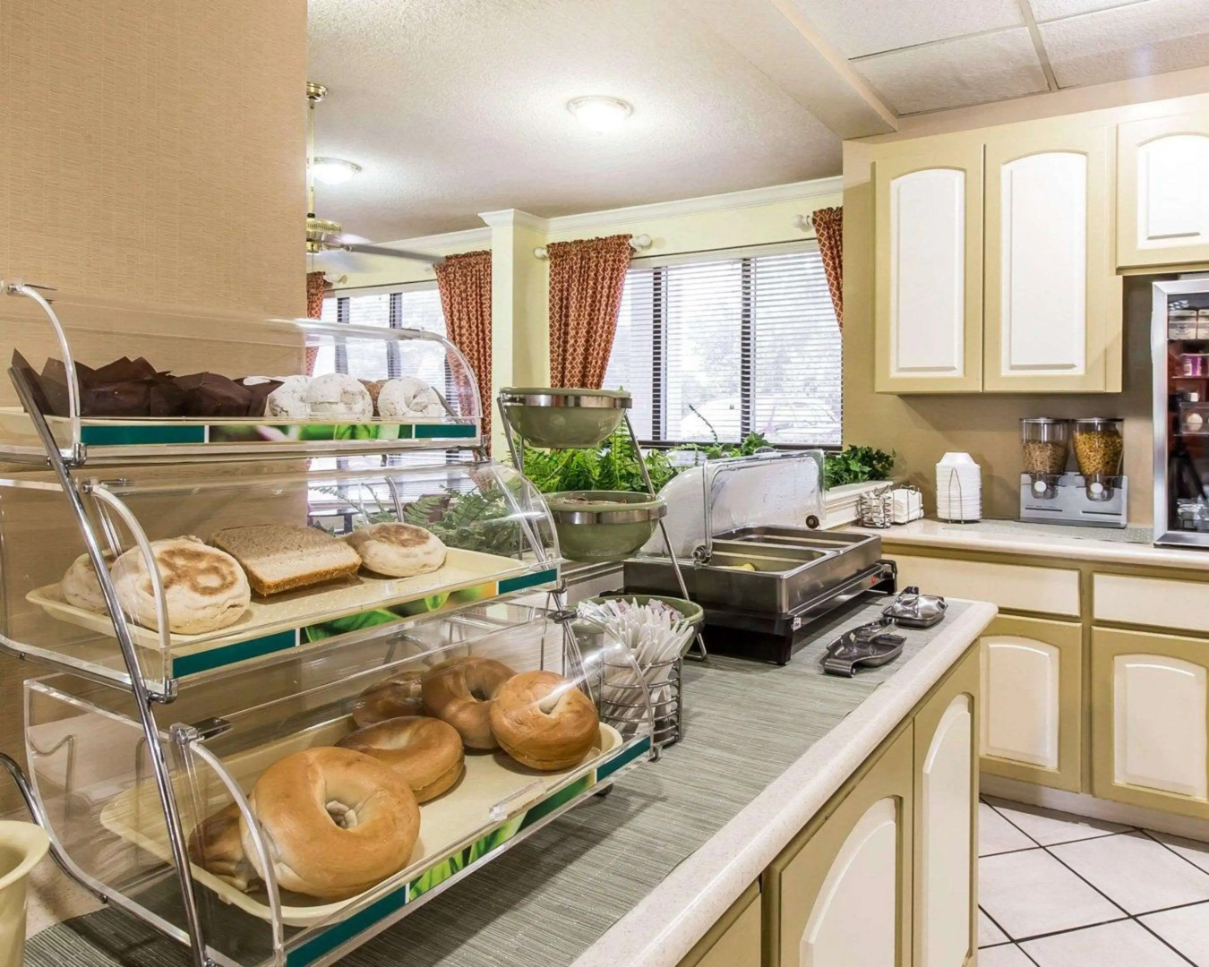 Quality Inn At the Mall - Valdosta