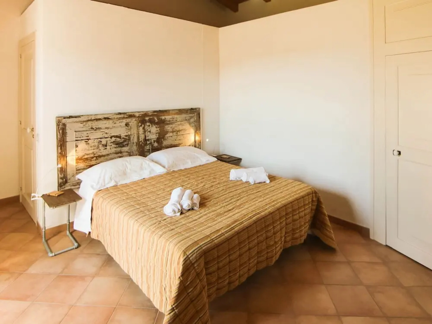 Classy Holiday Home in Mormanno With Private Pool