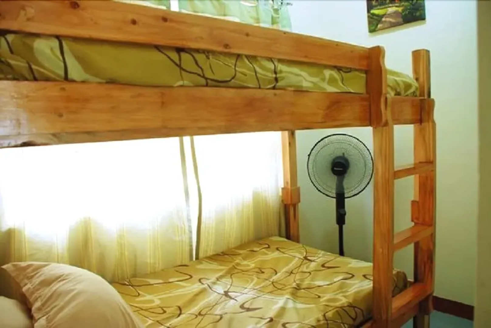 Hive Manila Guesthouse