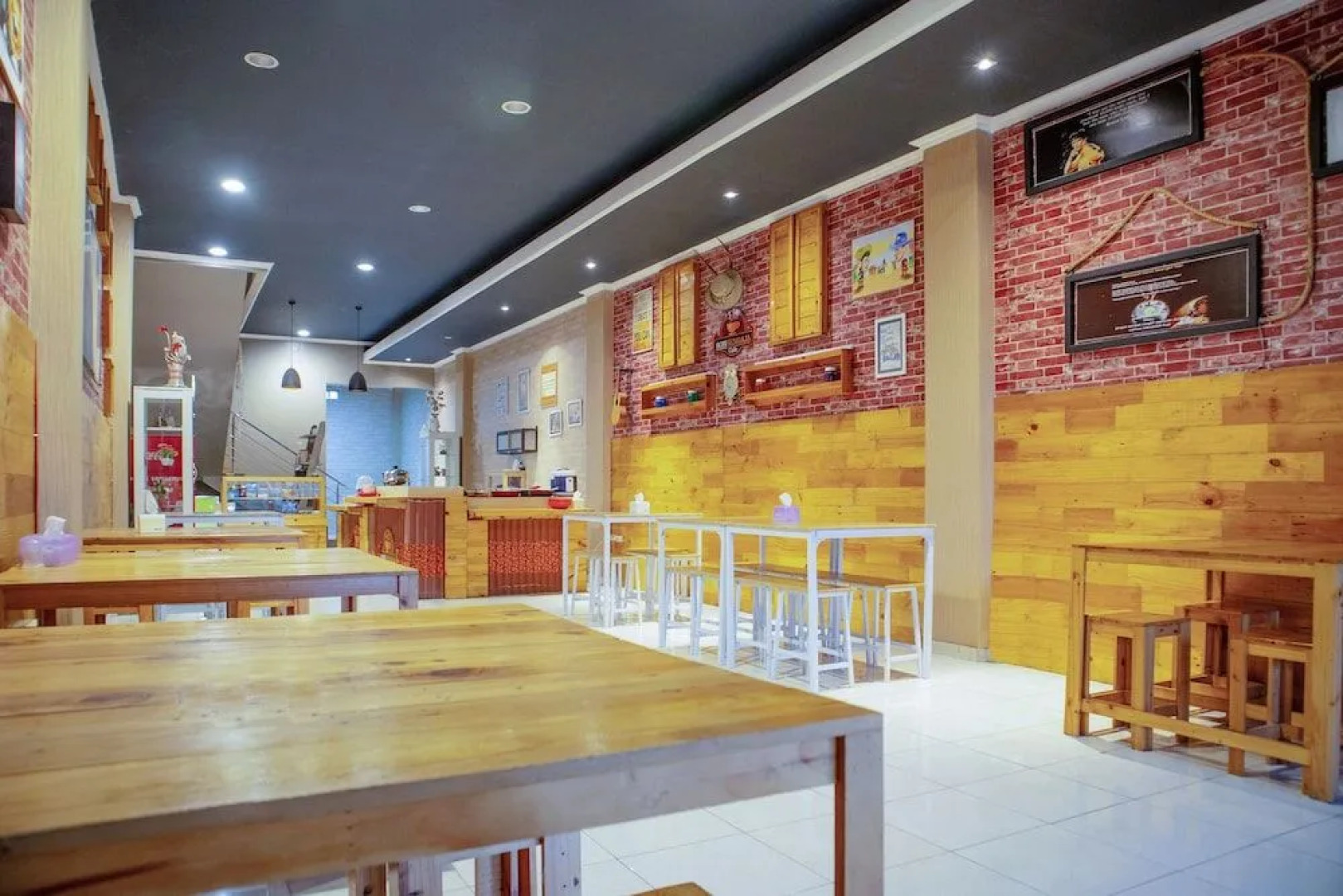 Oyo 1517 Madagascar Hotel