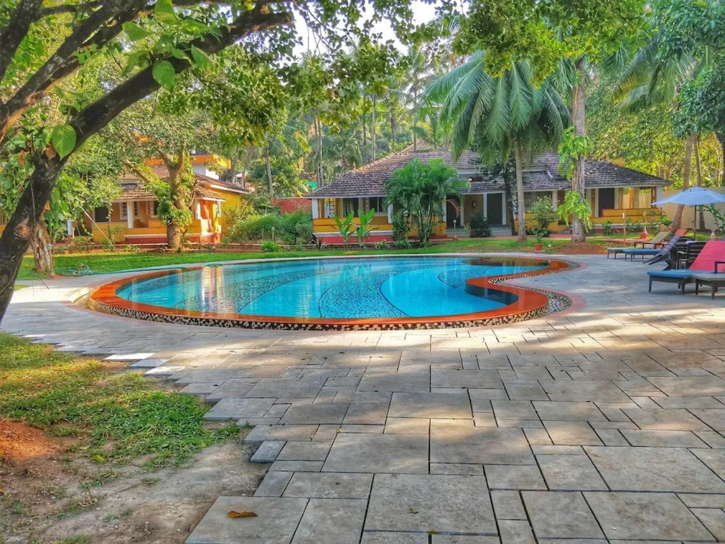 Granpas Inn - Hotel Bougainvillea