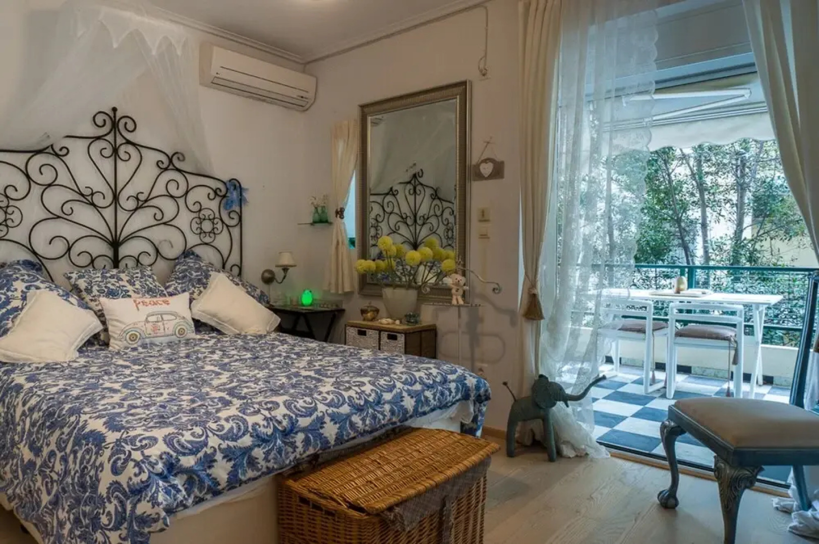 Little Cloud 2BR Seaside Apartment