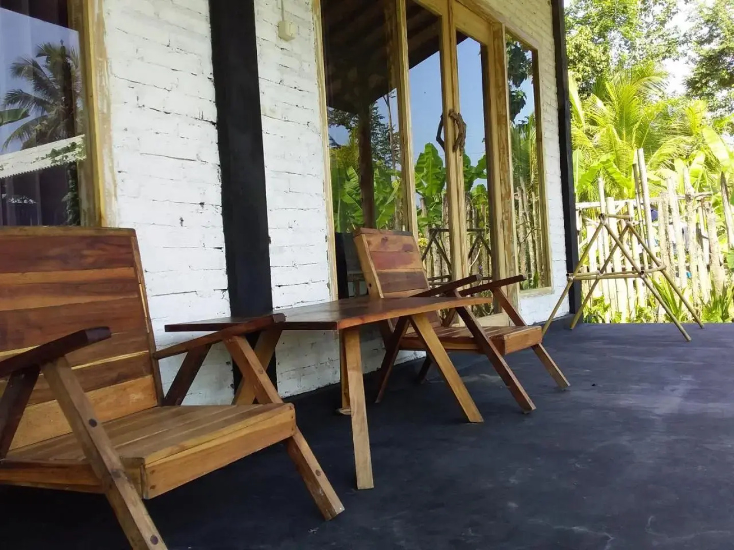 Surfer House-Surf School & Camp