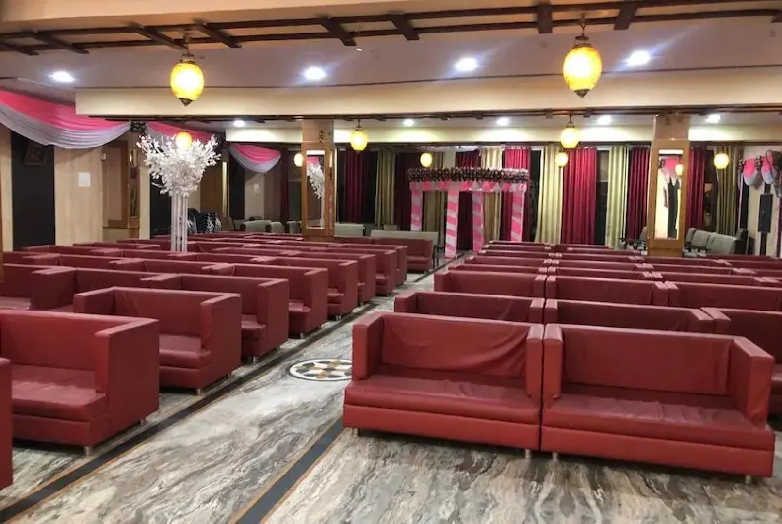 Hotel Rishabh