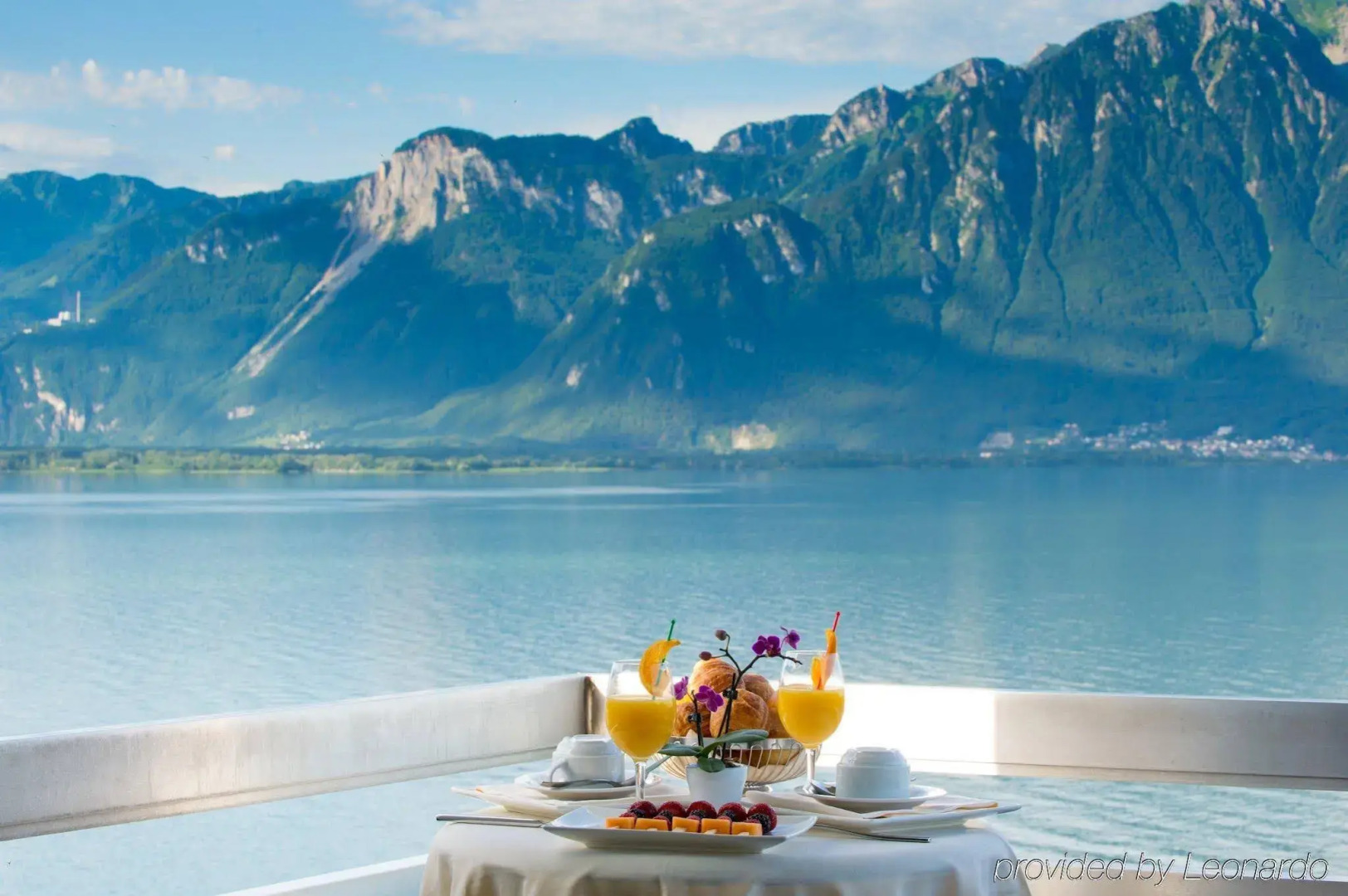 Hotel Mona