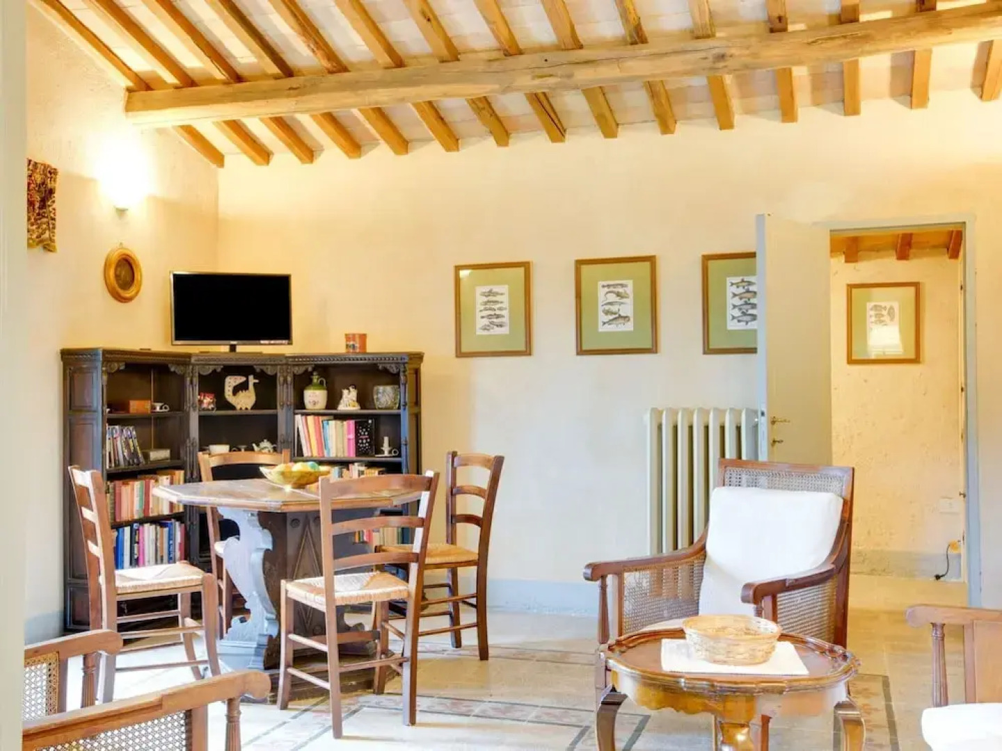 Villa in Rome With Pool & Stunning Views