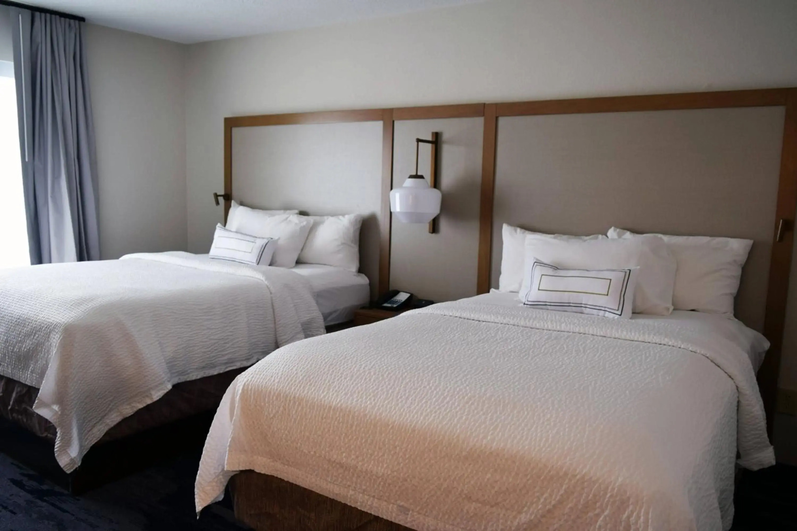 Fairfield Inn and Suites by Marriott Youngstown Austintown