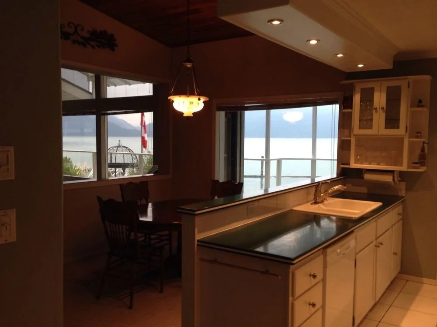 Harrison Lakehouse Vacation Home - House Rental