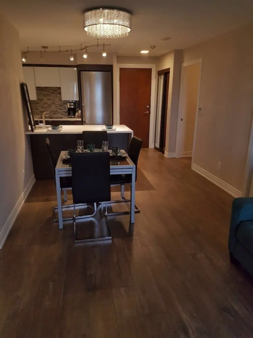 Bombay Suites Mississauga