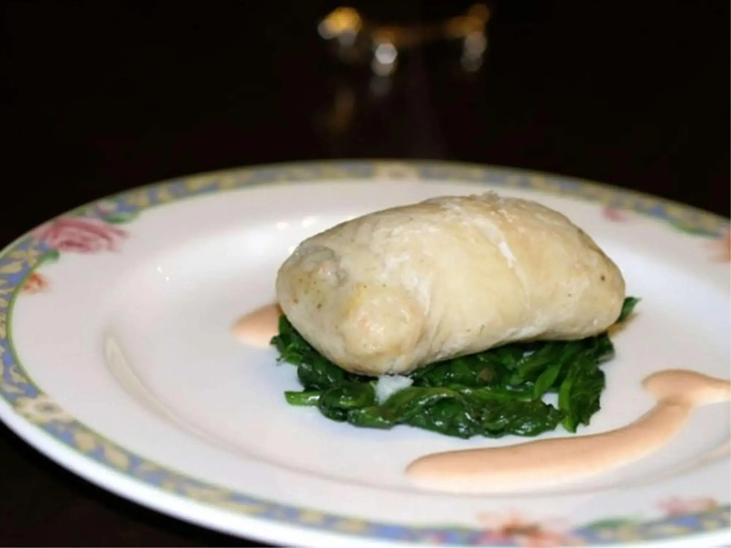 Hill Side Inn Center Club