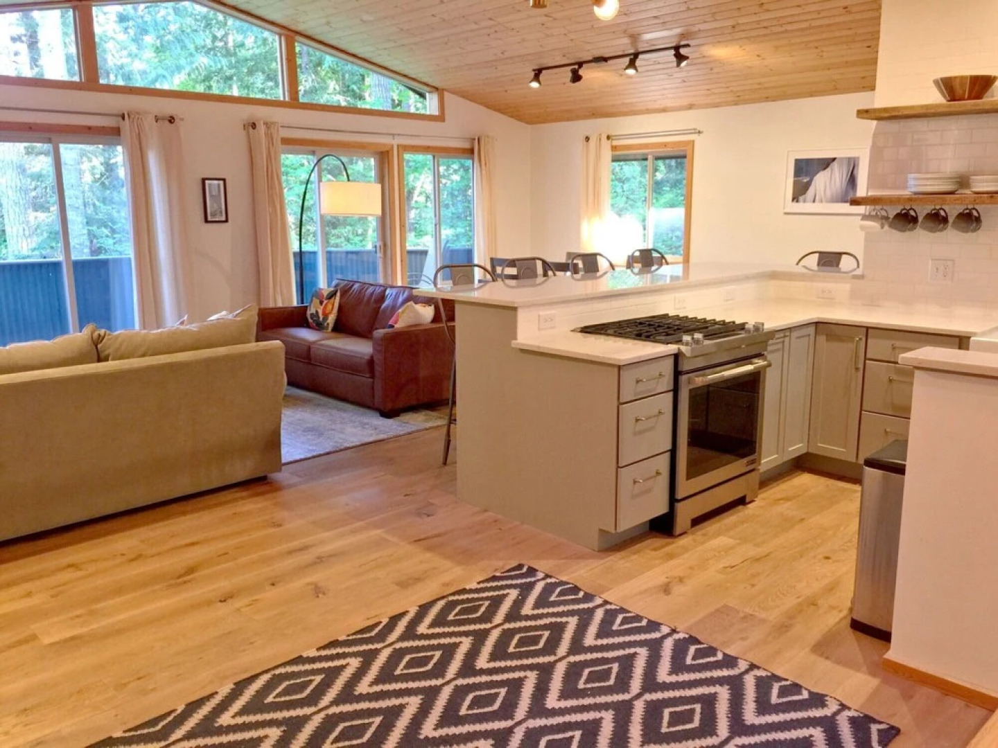 Mt Baker Lodging Cabin 54 Sleeps 6