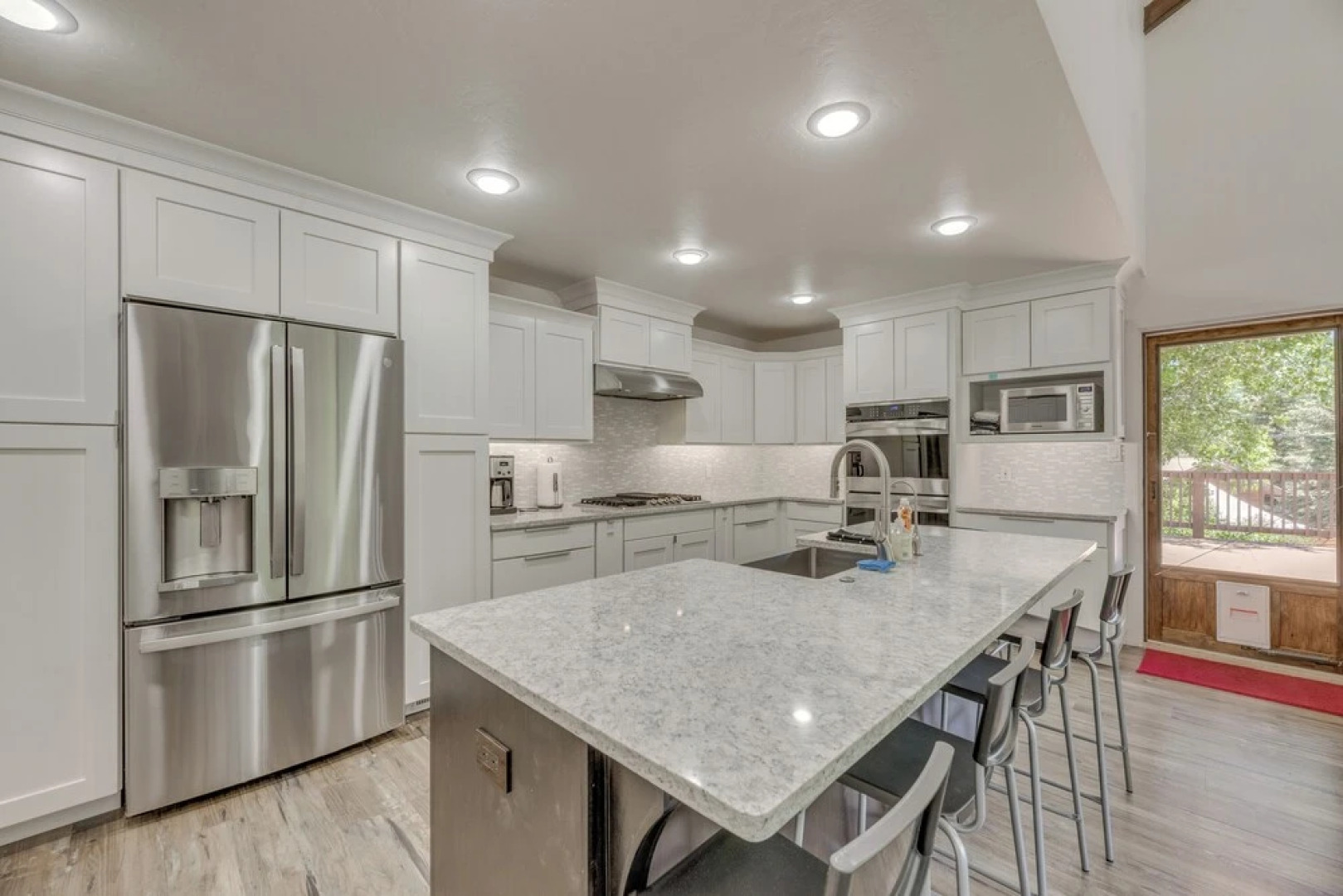 Modern Alpine Cabin 3 Miles to Ski Cloudcroft