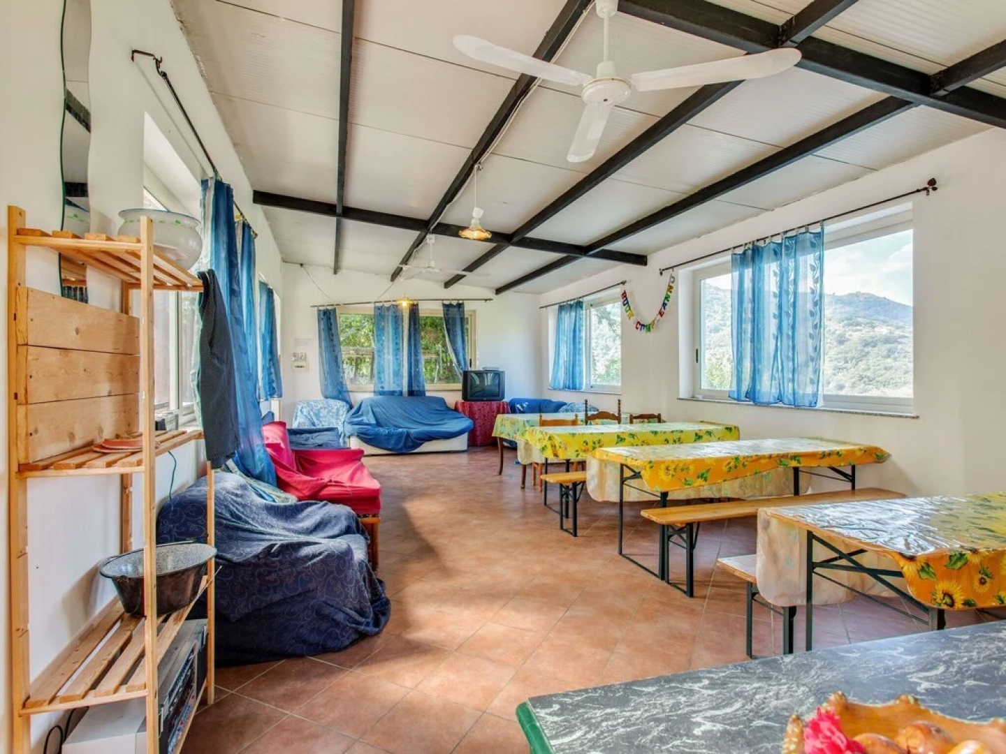 Apartment in a Beautiful Villa, Surrounded by Nature and Near the sea