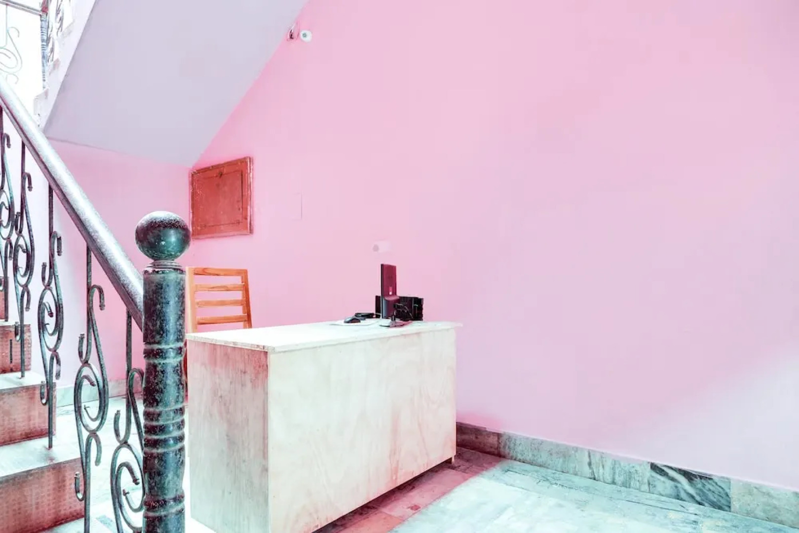 SPOT ON 42133 Hanuman Bagh