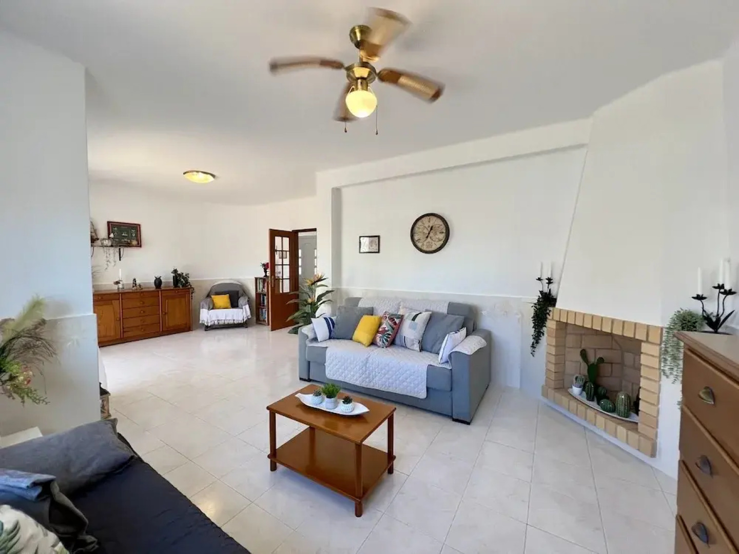 Pêra Stylish Villa With Pool by Homing