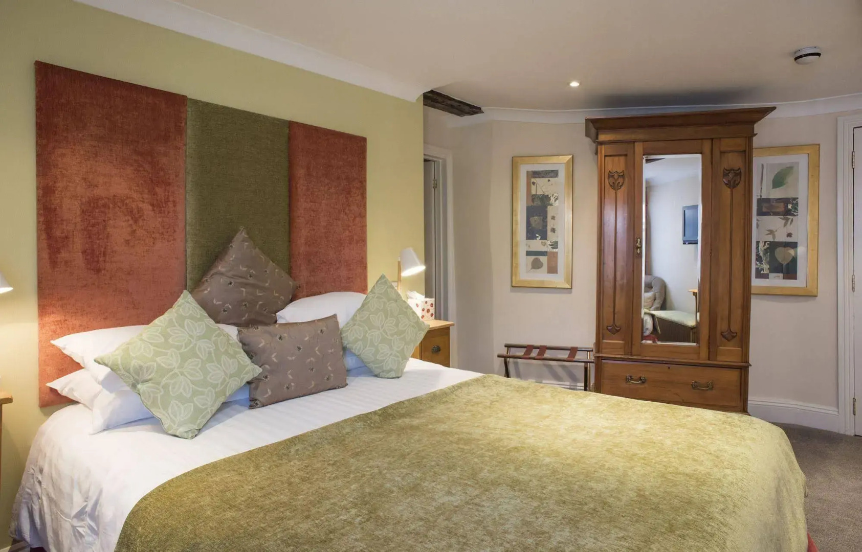 Royal Seven Stars Hotel