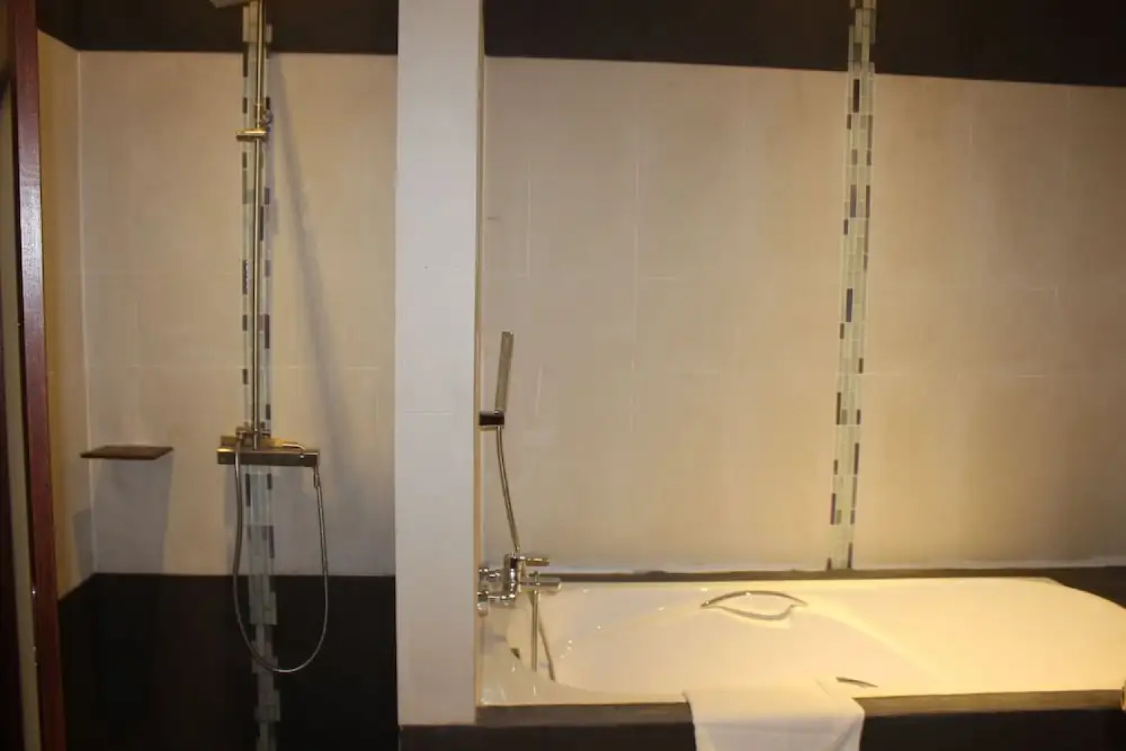 Chitchareune Mouangluang Hotel