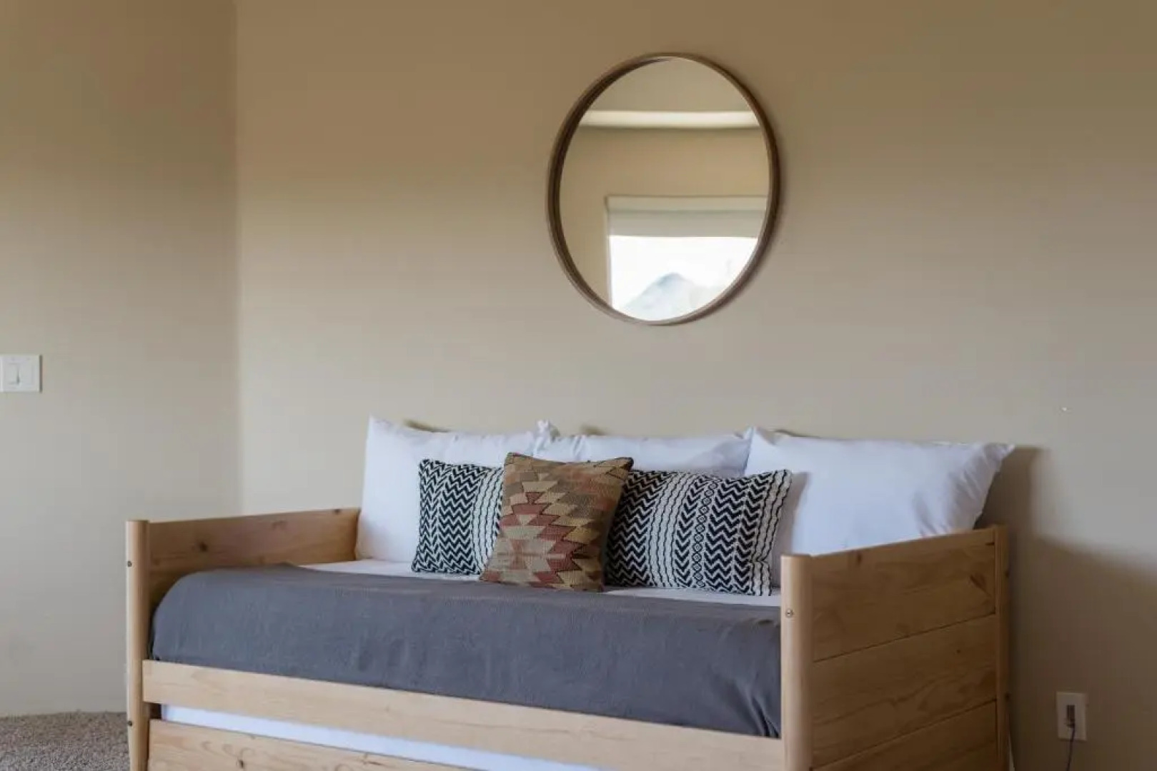 Sunbeam by Avantstay Elegant, Private Desert Home w/ Infinity Pool, Spa & View