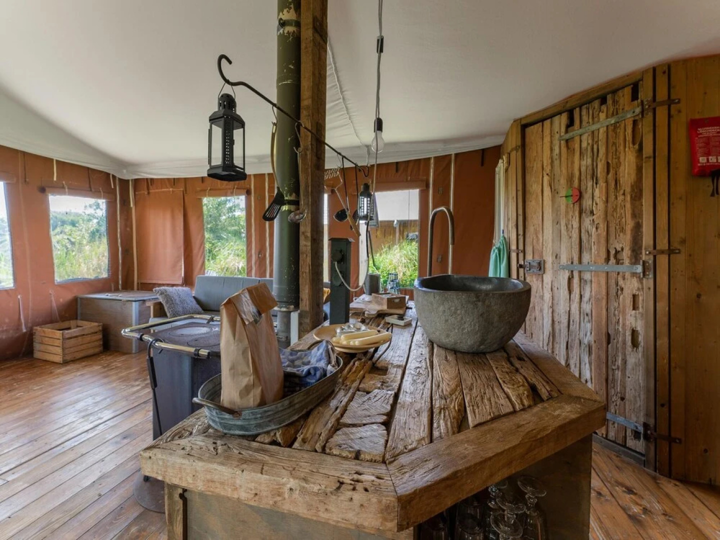 Unique, Comfortable Tent Houses on a Small Holiday Park a 5 Minute Walk From the sea