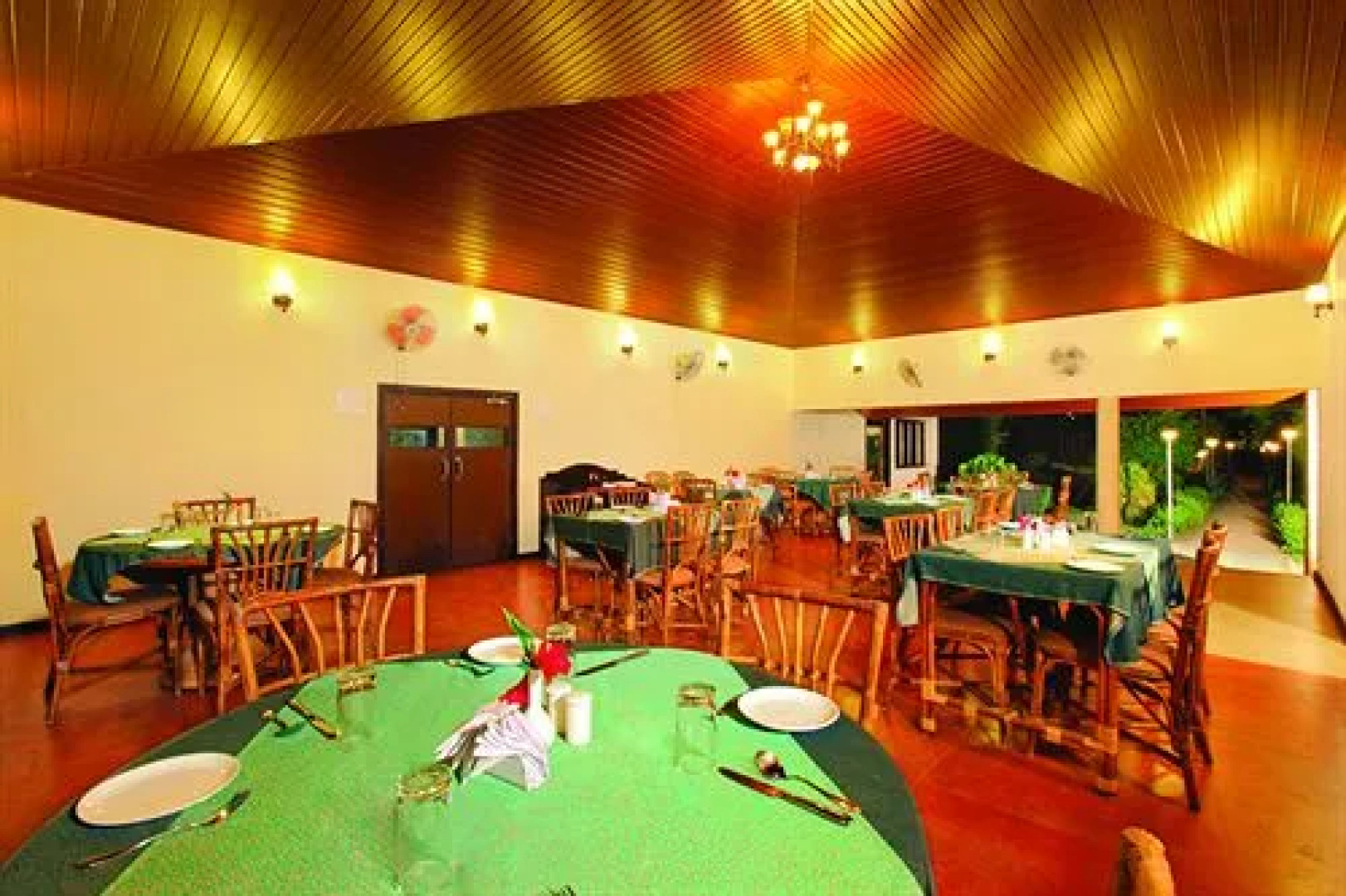 Leisure Vacations Gold Field Lake Resort, Kumarakom