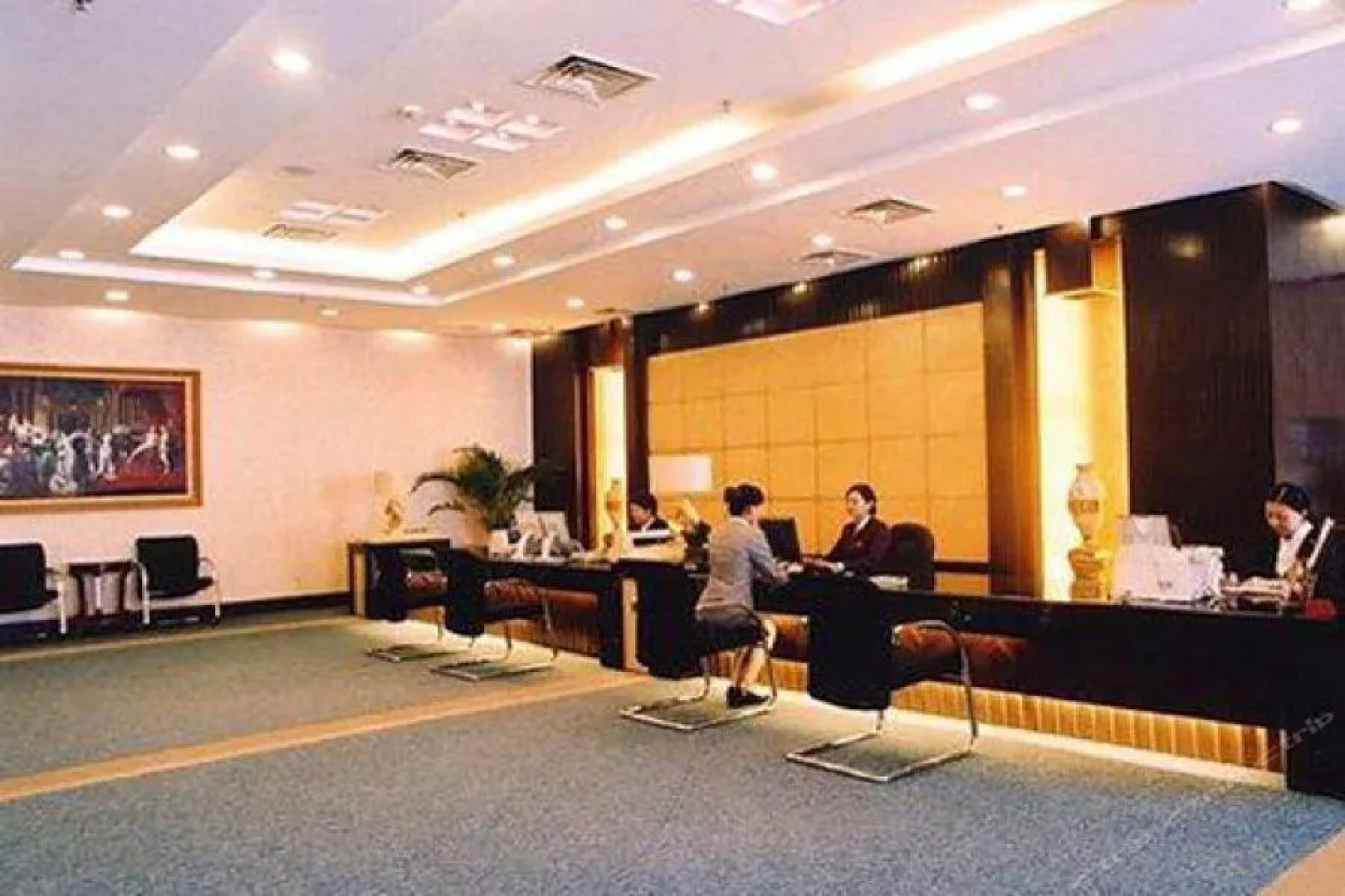 Royal International Hotel