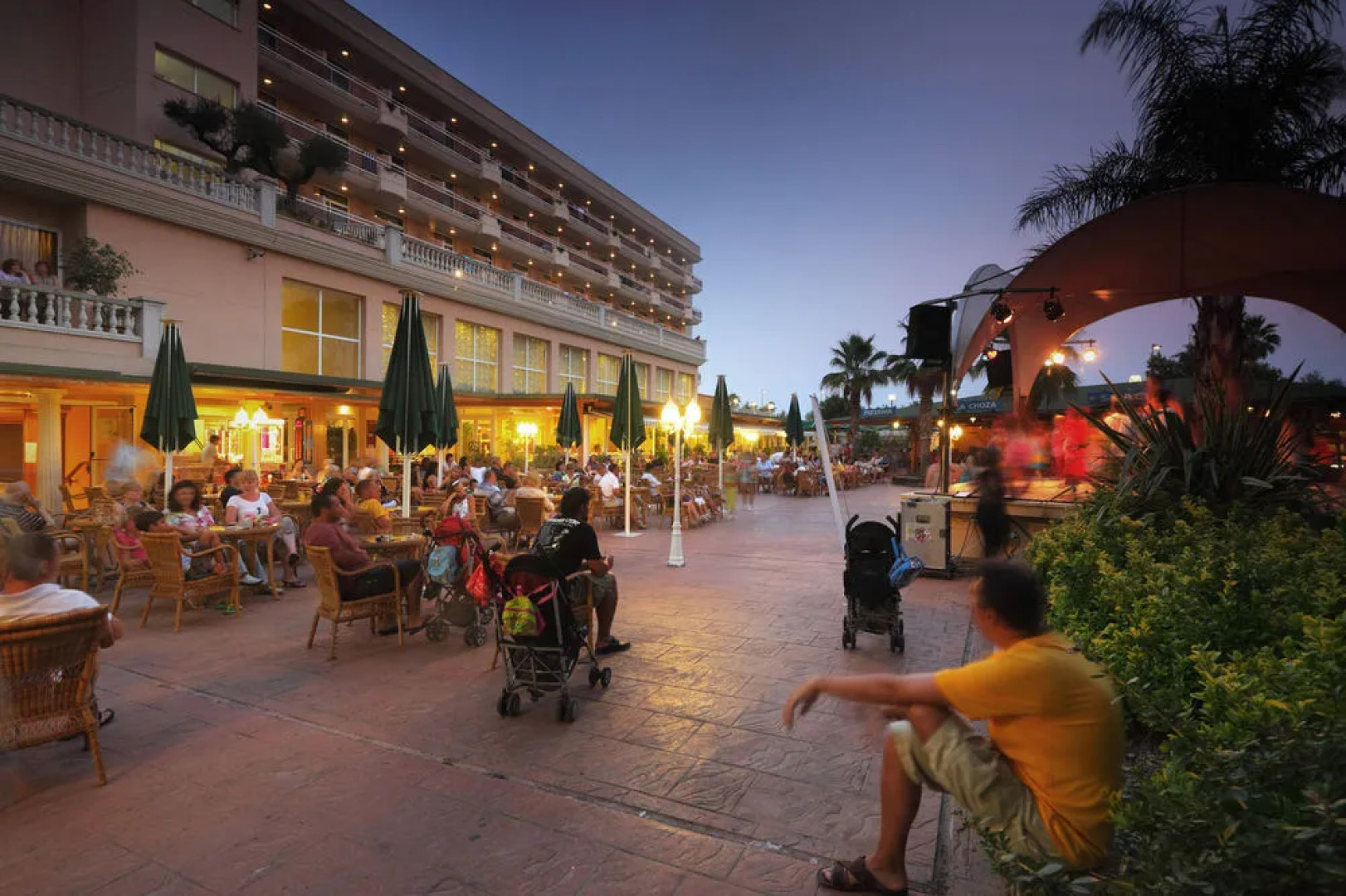 Apartamentos Palas Pineda