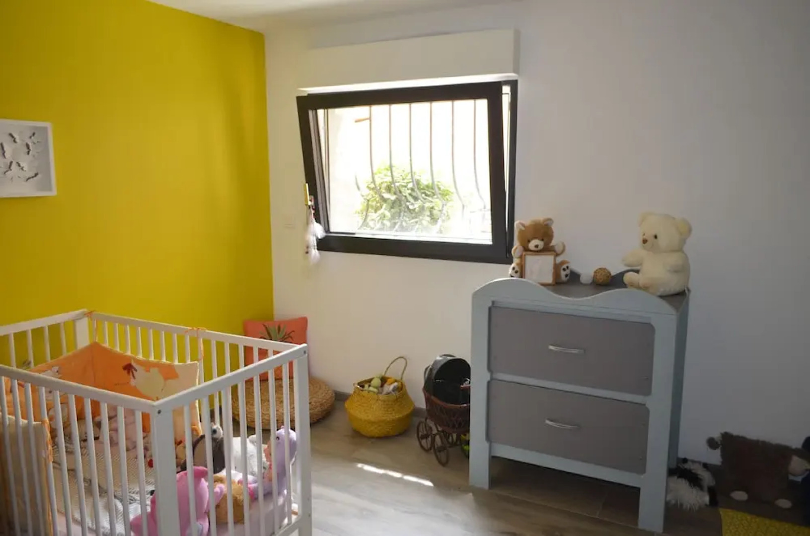 App. 100m2 avec jardin proche plages