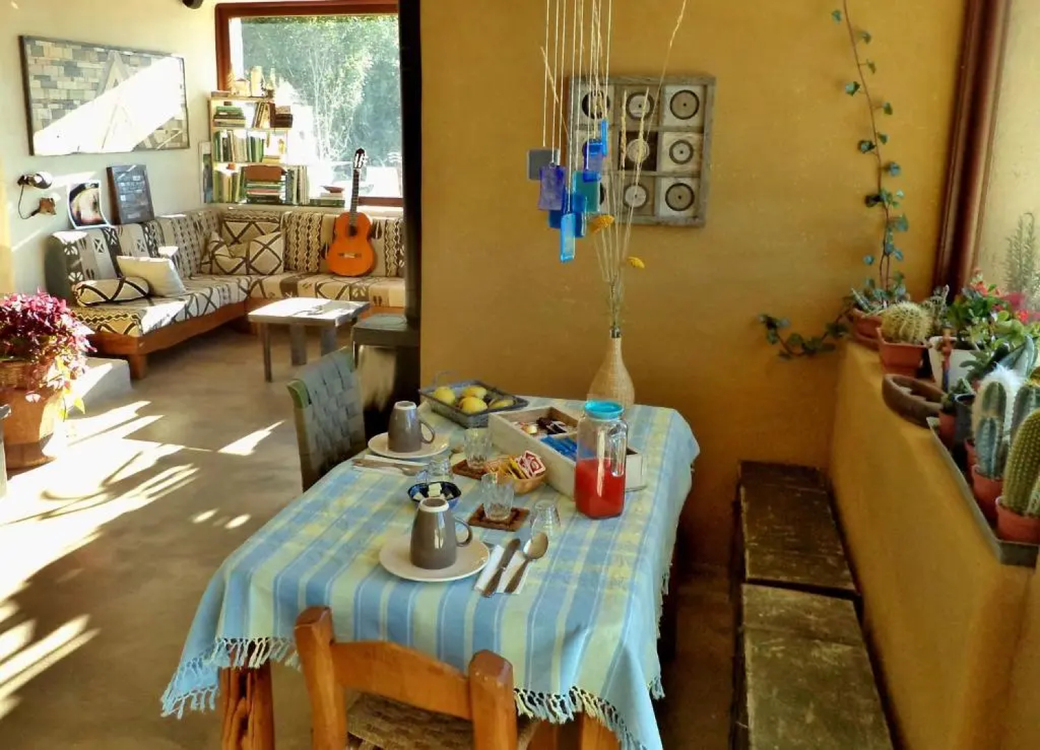 B&B Asinochevola