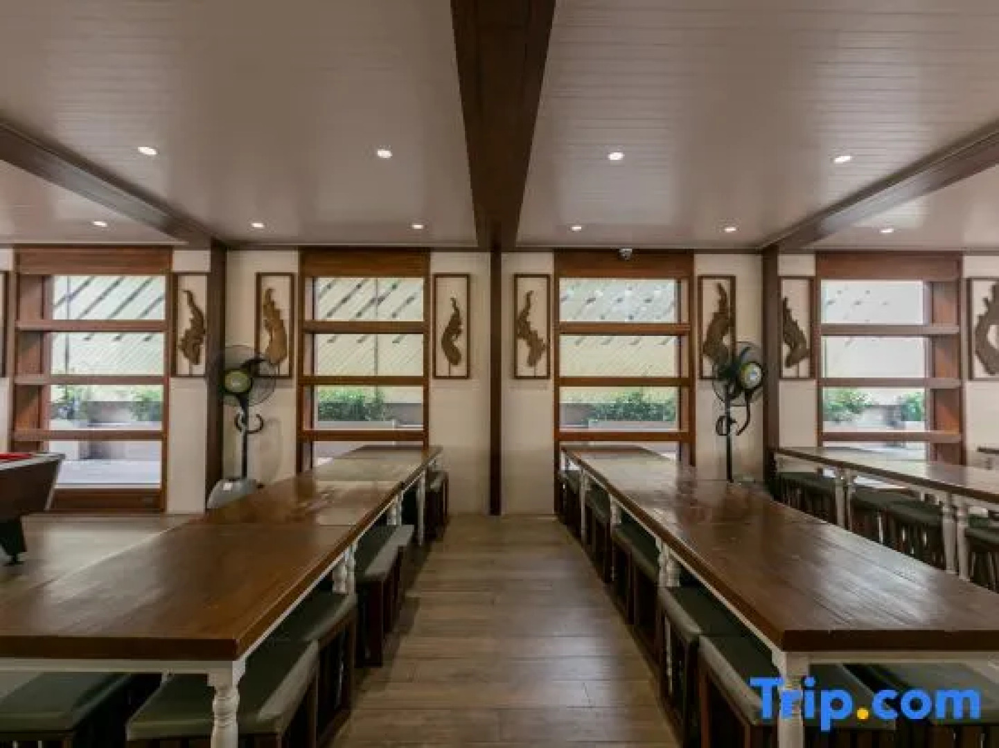 A Room Bangkok Sathorn