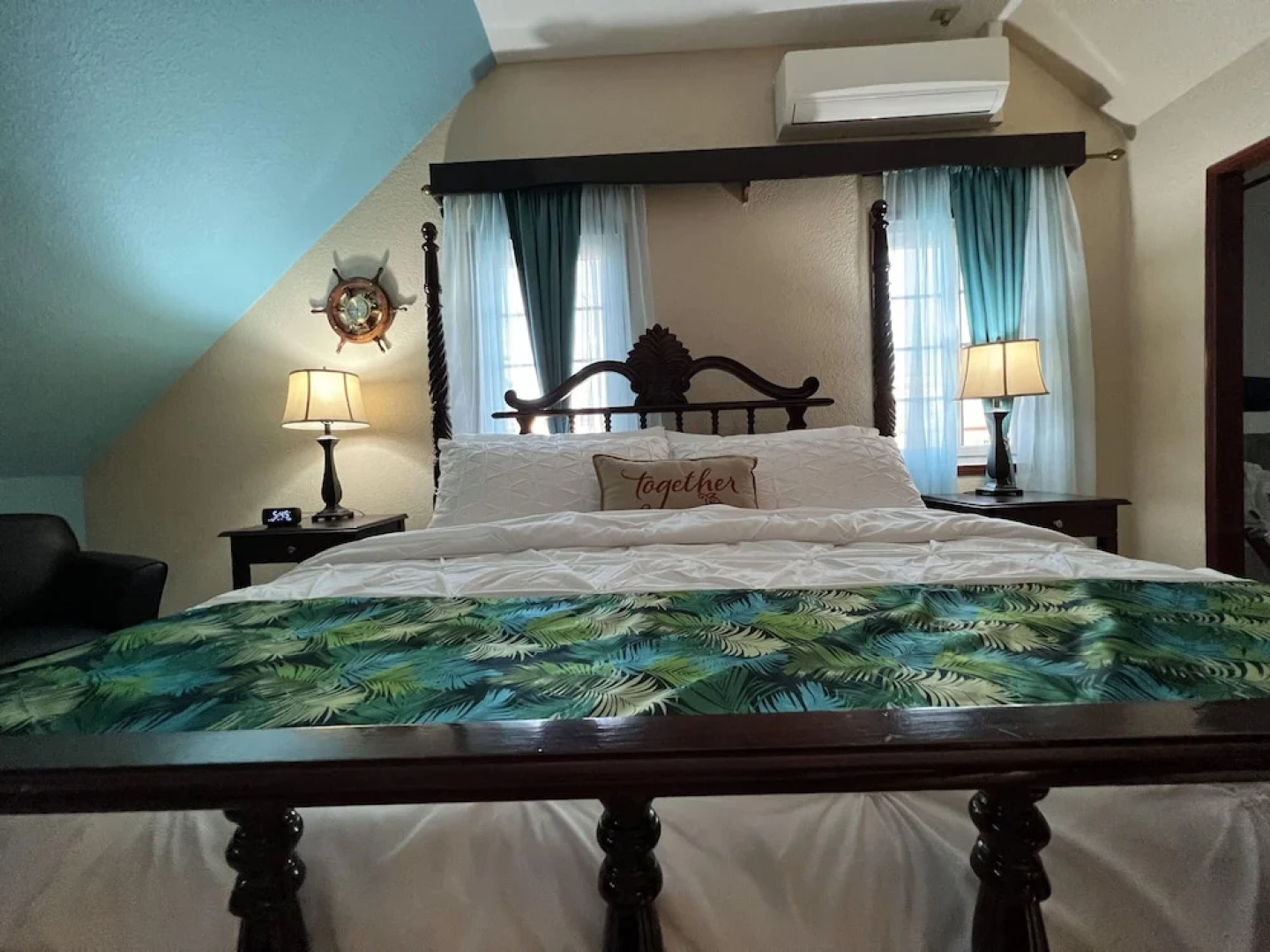 One South Place Hotel