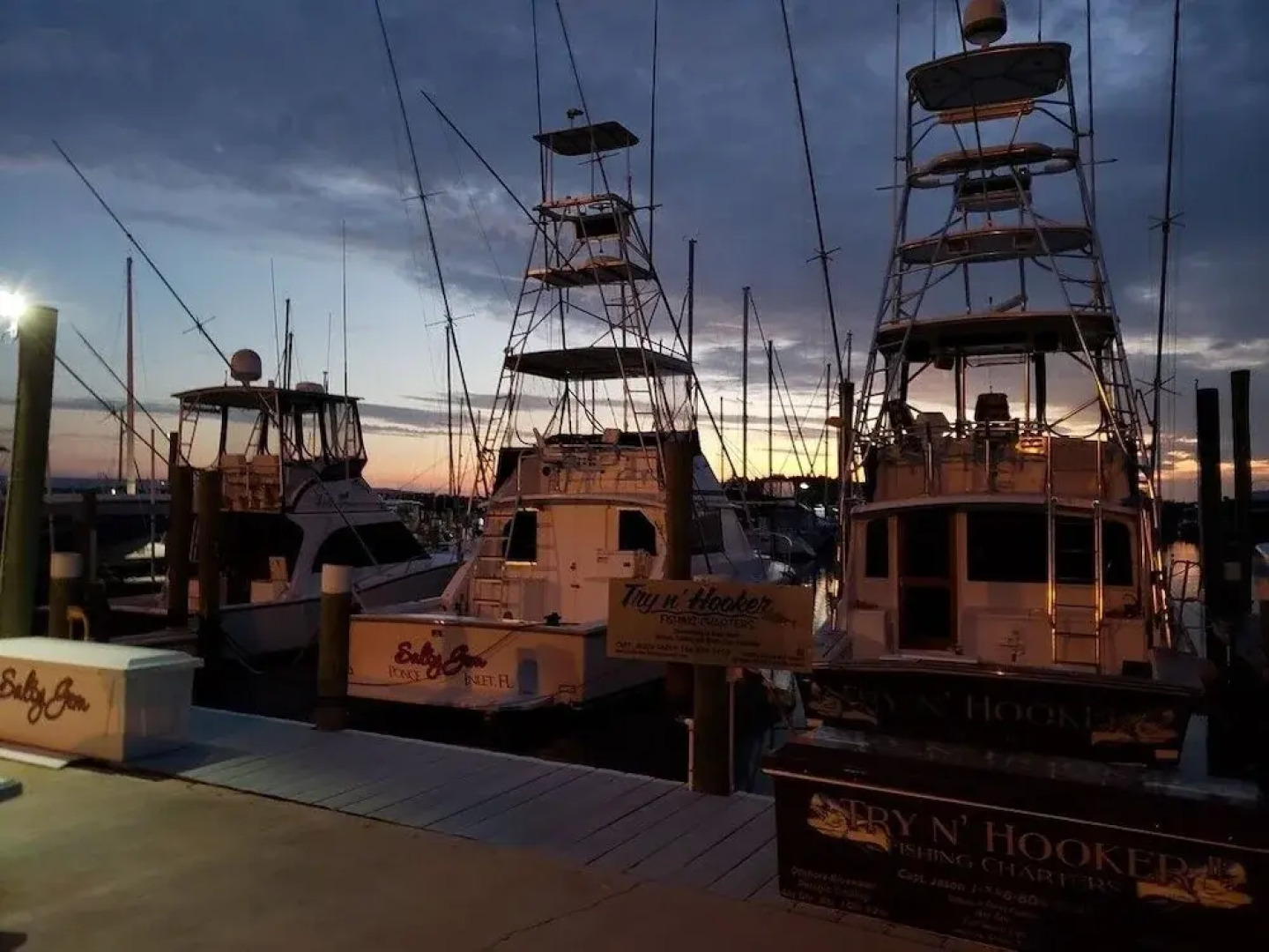 Amazing Pet Friendly 3 Bed House - Heated Pool 3 Bedroom Home by RedAwning