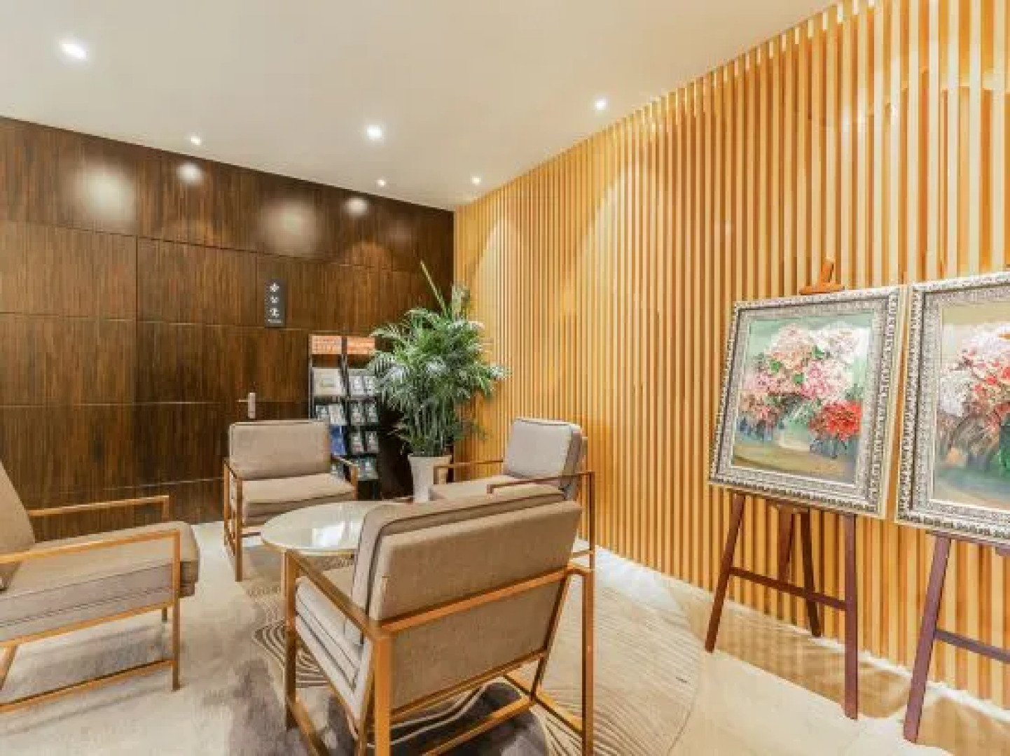 Manzhouli Duolisi Art Hotel