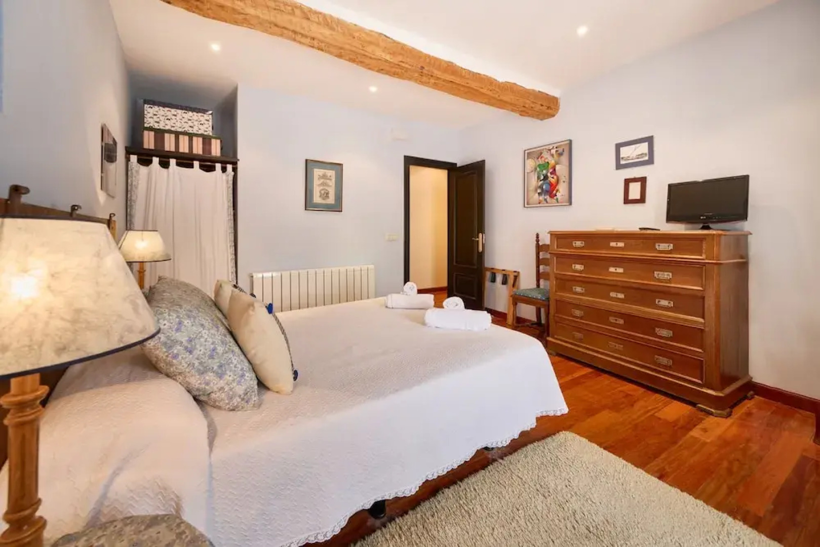 Wine Escape by Fidalsa