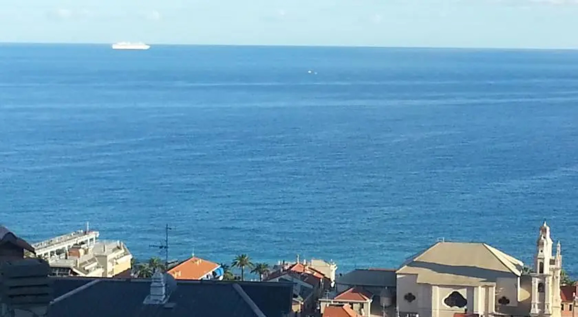 LES BIJOUX Apartments