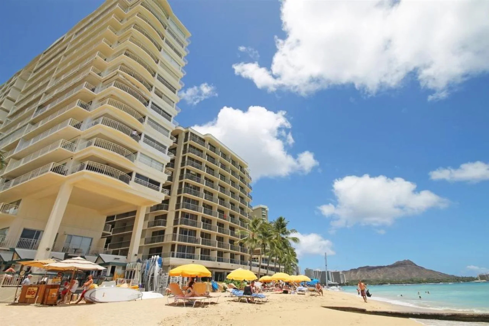 Castle Waikīkī Shore