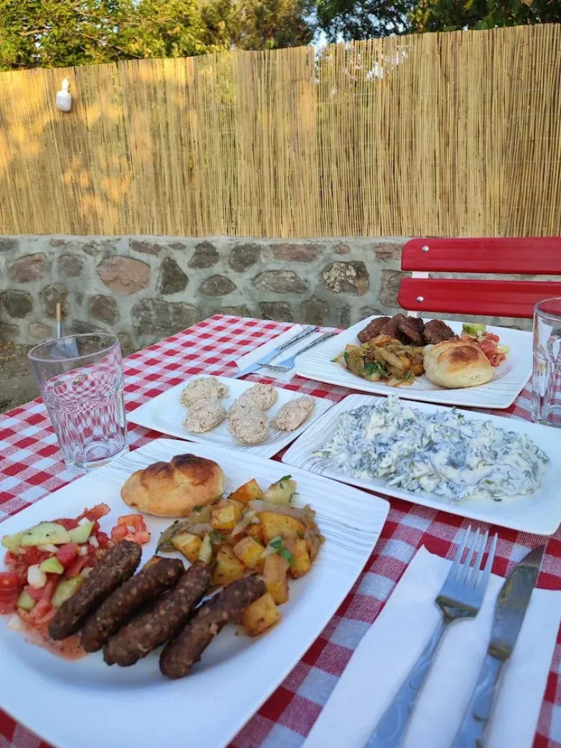 Thousand Ally Boutique