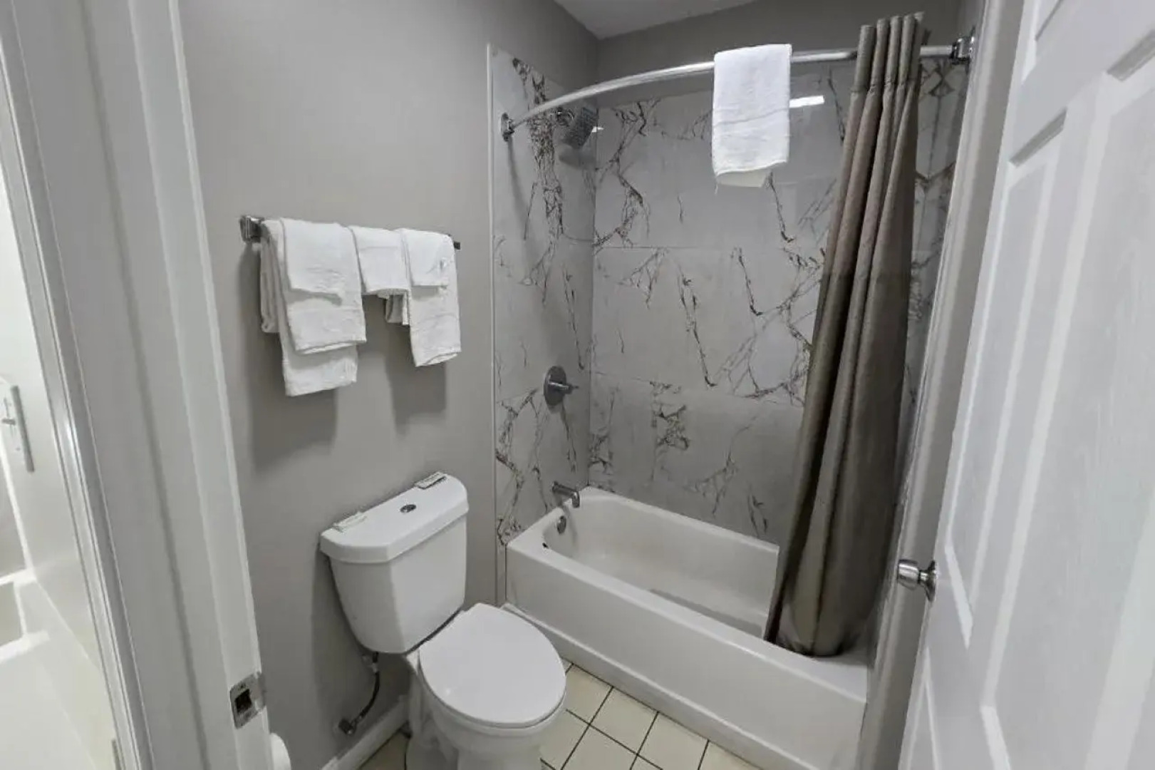 Deerfield Inn McComb I-55