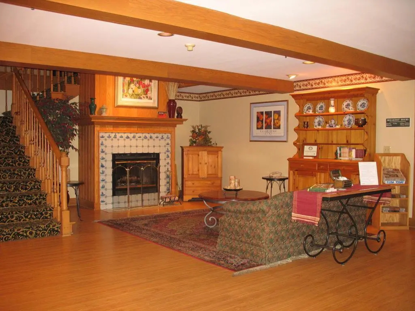 Country Inn & Suites by Radisson, Holland, MI