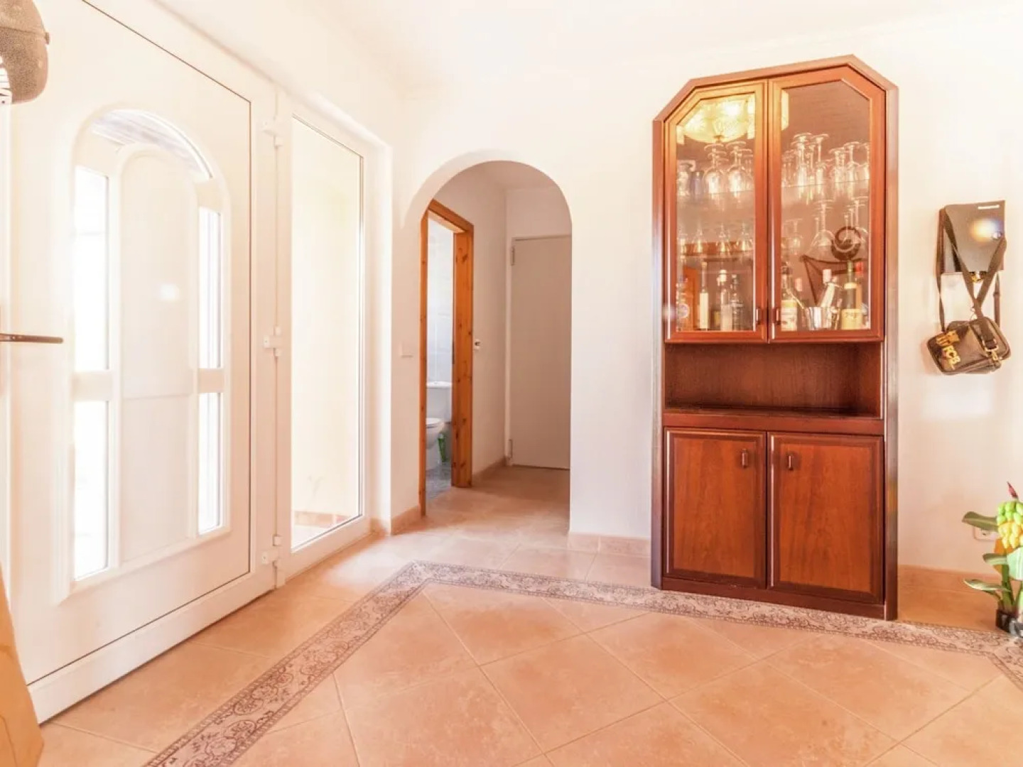 Fantastic Holiday Home With Private Pool at the Port Including a Private Berth