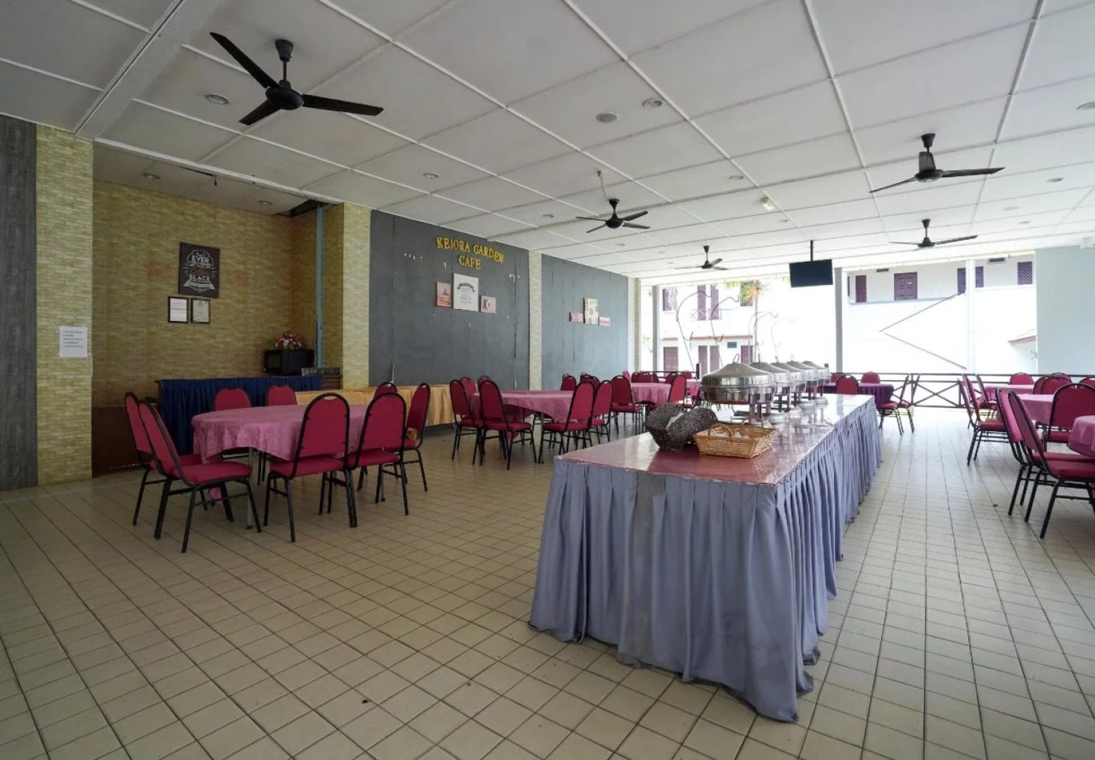 OYO 44020 Kejora Garden Resort