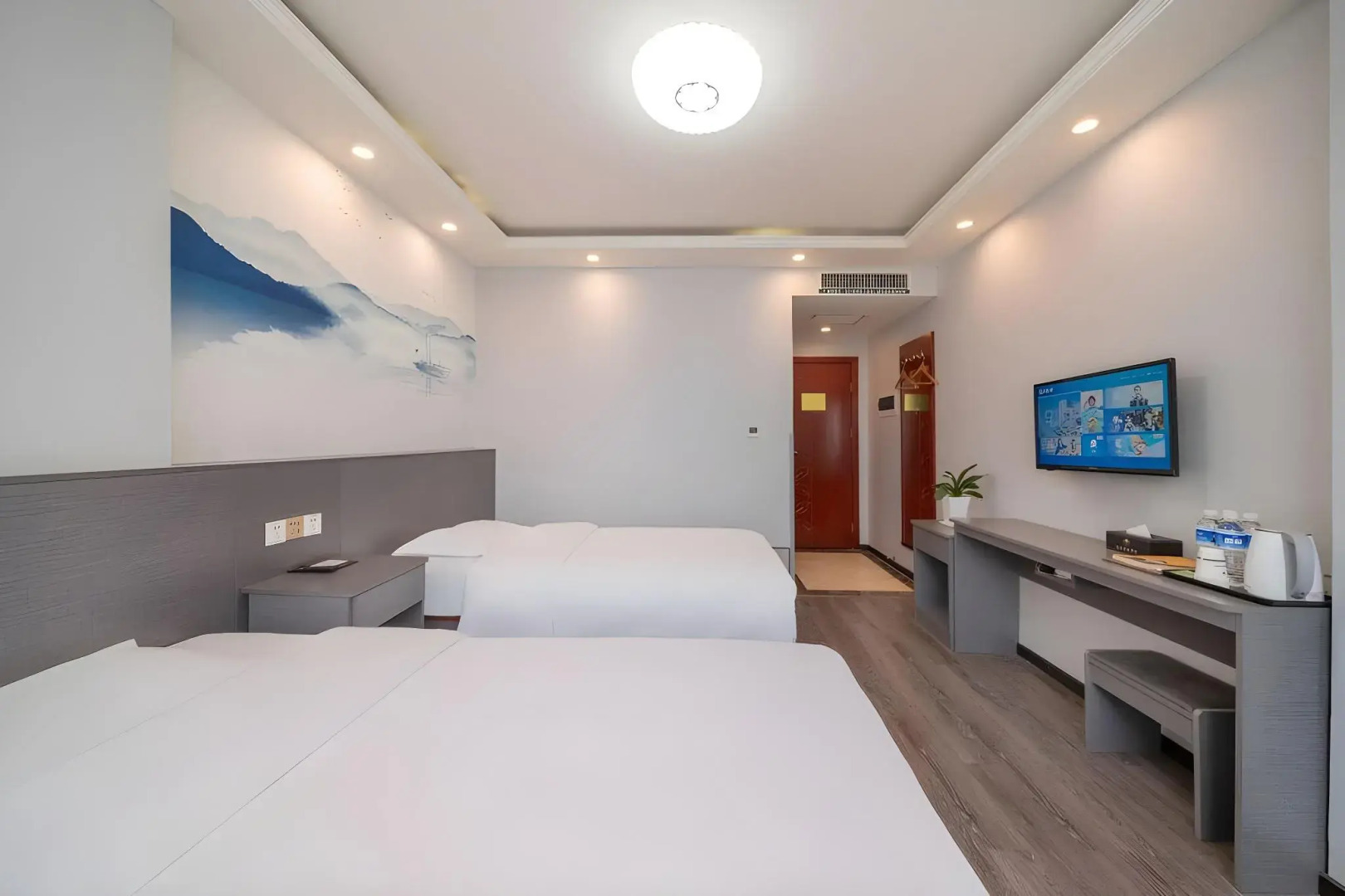 GreenTree Inn HanZhong Railway Station BeiYiHuan Road Express Hotel