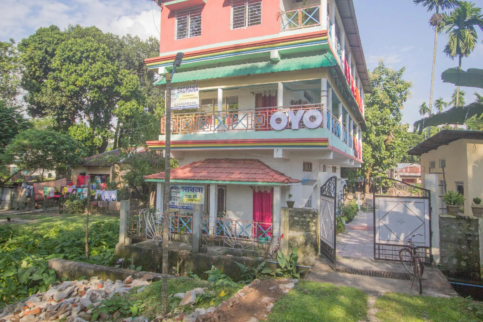 OYO 60869 Sandhana Homestay