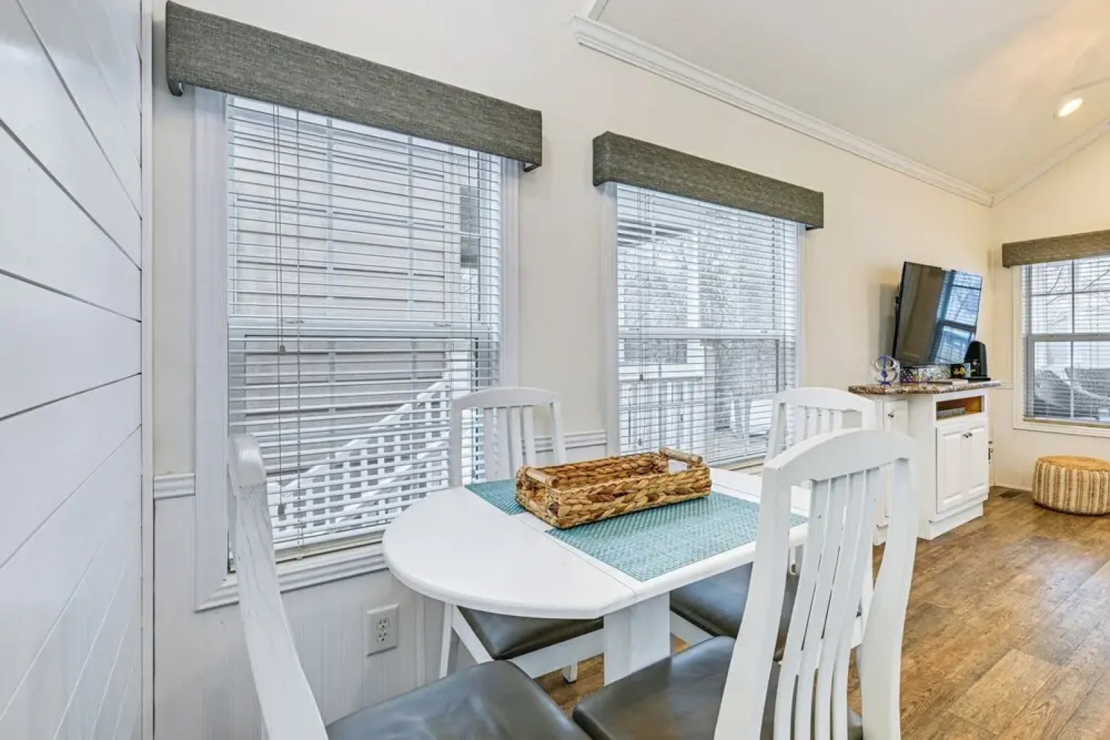 Pool Access + Views: Serene Cottage at Lake Norman