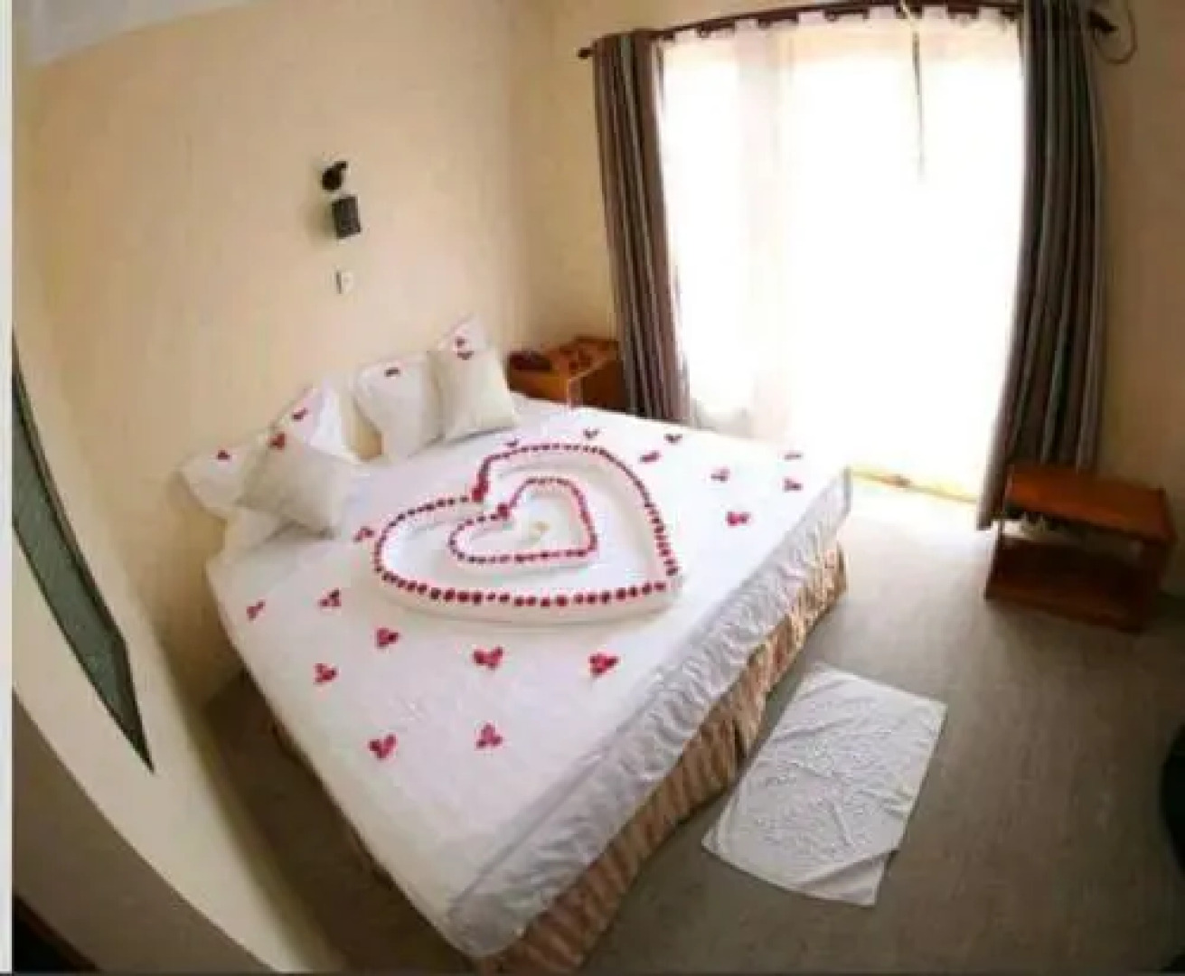 Noble Chaung Tha Hotel