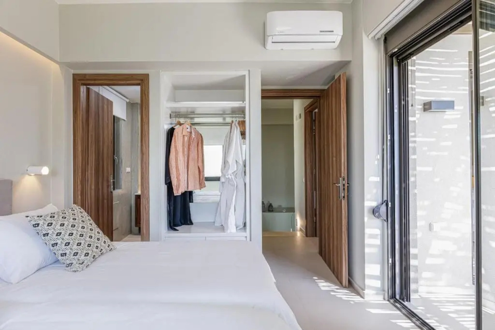 Porti Villas Iraklis