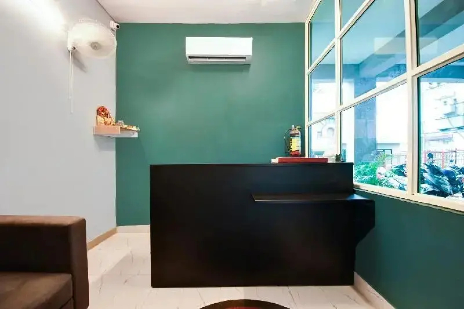 Hillside Magnum by OYO Rooms