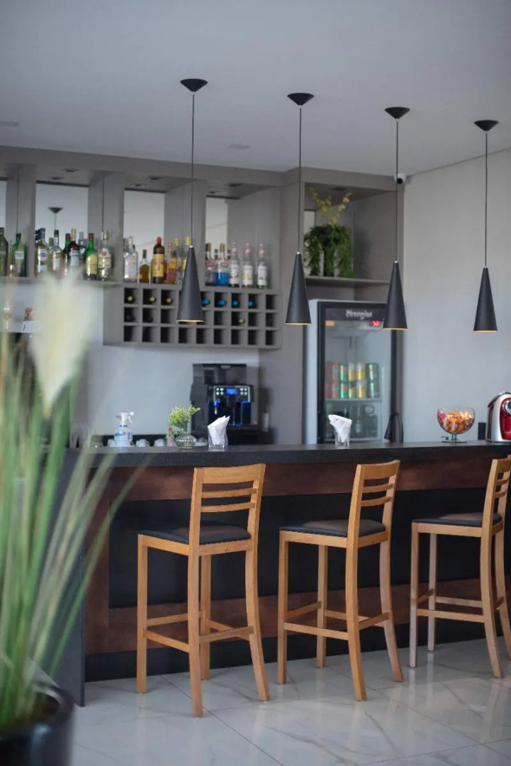 Bristol Infinity Hotel