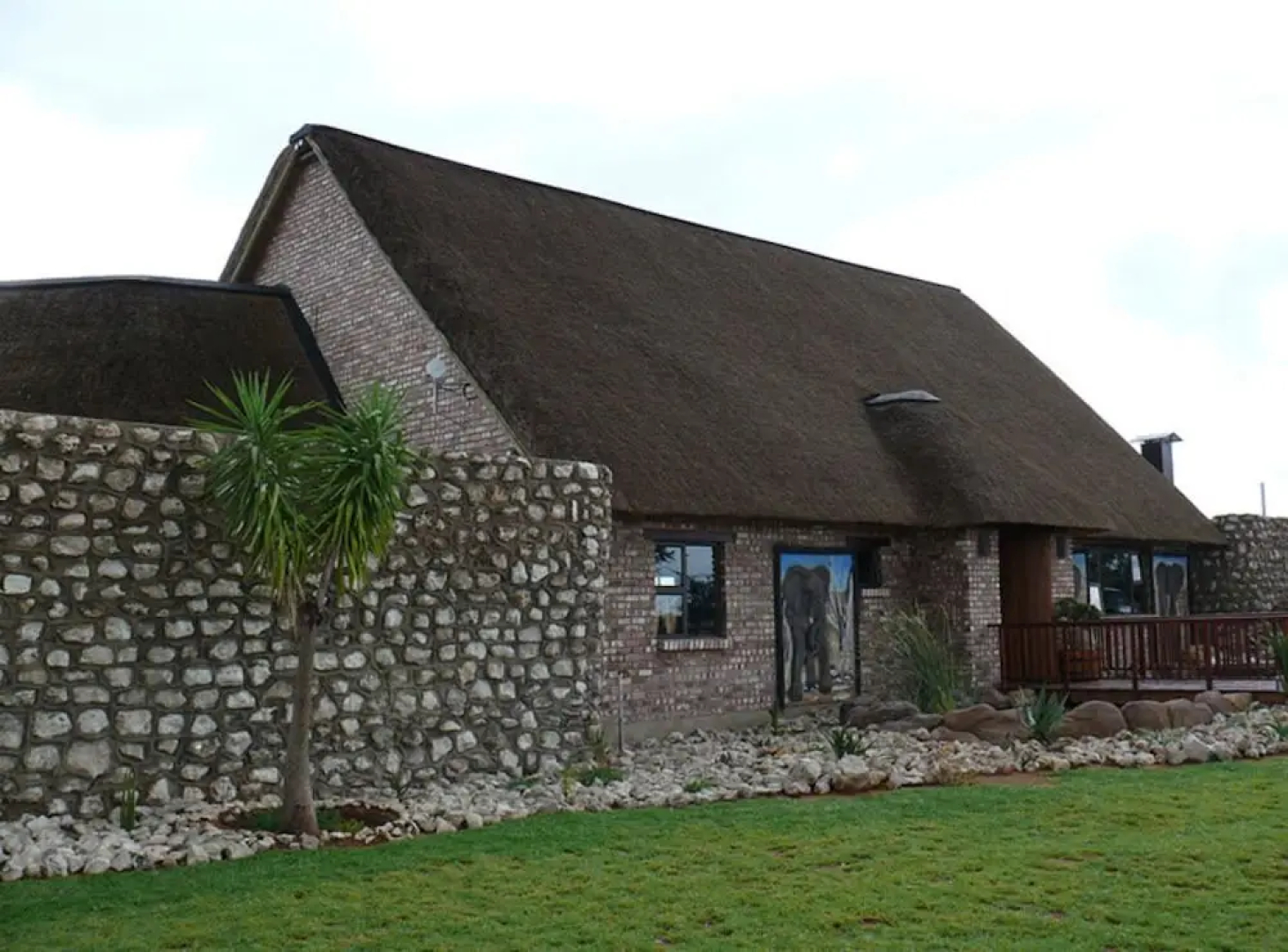 West Nest Lodge